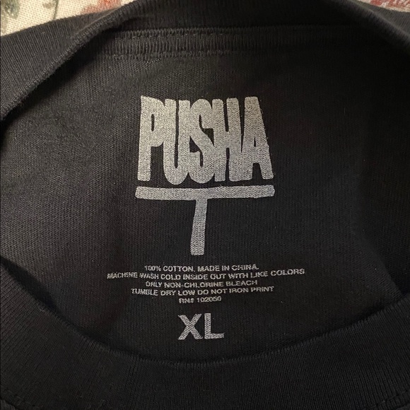 Pusha T PacSun It's Almost Dry NWOT Black T-Shirt - Picture 5 of 7